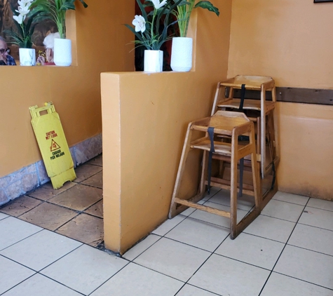 Santos Cafe - San Antonio, TX