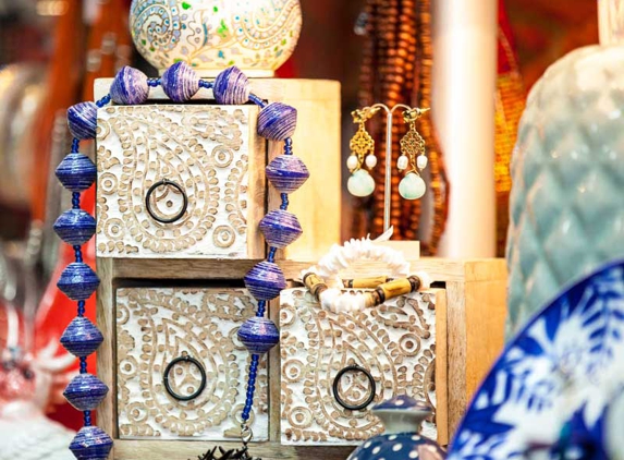 Miraje Home Decor & Soft Furnishings - Cleveland, QLD