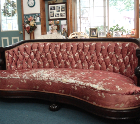 Renew-It Custom Upholstery - Hebron, OH. before picture