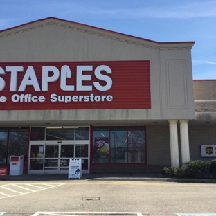 Staples - Old Saybrook, CT