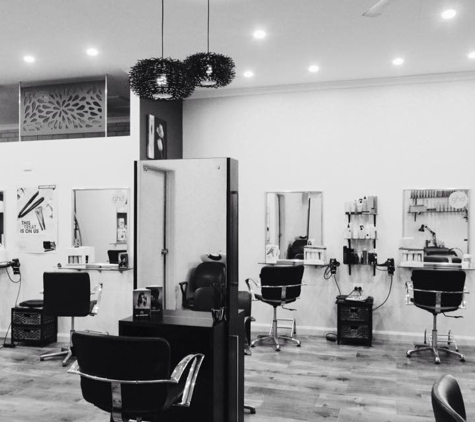 Split Ends Hair Designs - Avoca, QLD. Split Ends Hair Designs Salon