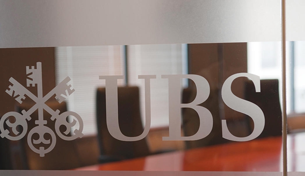 Dustin Tracy, CFP - UBS Financial Services Inc. - San Diego, CA