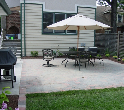 Cosme Landscape & Maintenance, Inc. - Alsip, IL