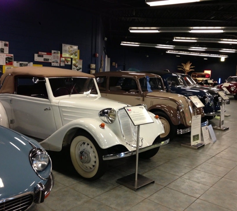 Tampa Bay Automobile Museum - Pinellas Park, FL