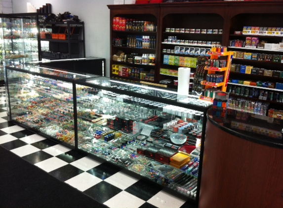 Super Smoke Shop - Mount Vernon, WA