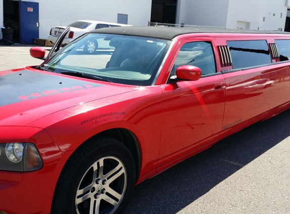 Express TownCars and Limousine Service - lynnwood, WA