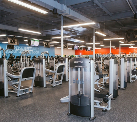 Blink Fitness - Burbank, CA