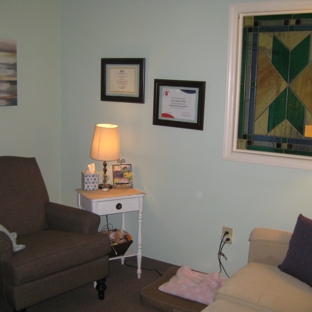 Pathway's to Growth Counseling - Charlotte, NC. Therapy office