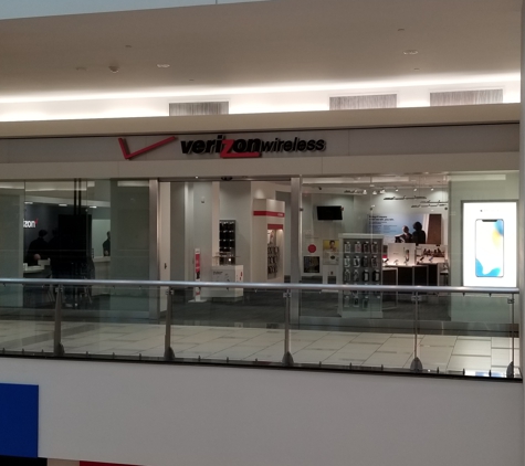 Verizon - Northridge, CA