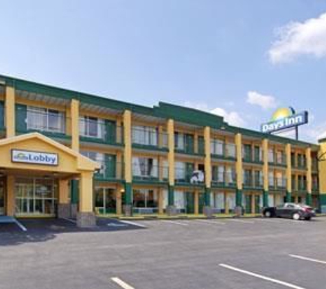 Days Inn - Roanoke, VA