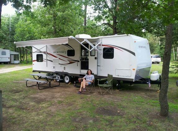 Fireside Campground - Lone Rock, WI