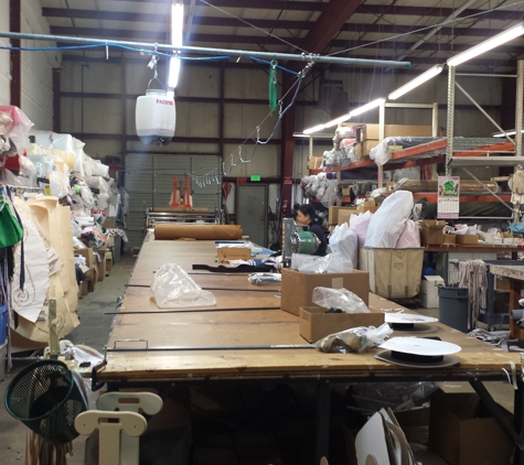 Ly & Le Sewing Contractor - Woodinville, WA