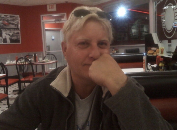 Steak N Shake - Arlington, TN. Perfect late night, date night with the one you love that won't break the bank!!!