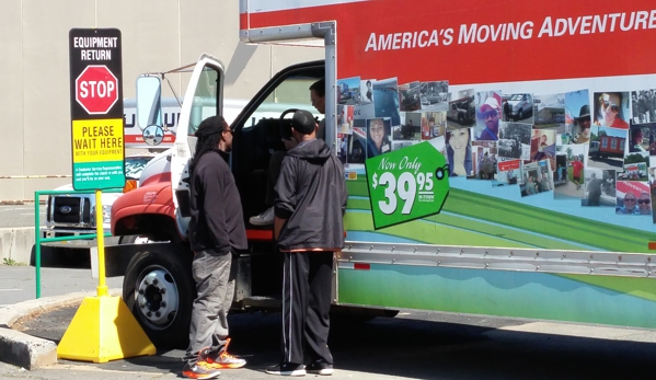 U-Haul Moving & Storage at Statesville Road - Charlotte, NC