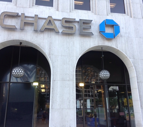 Chase Bank - Los Angeles, CA. Front