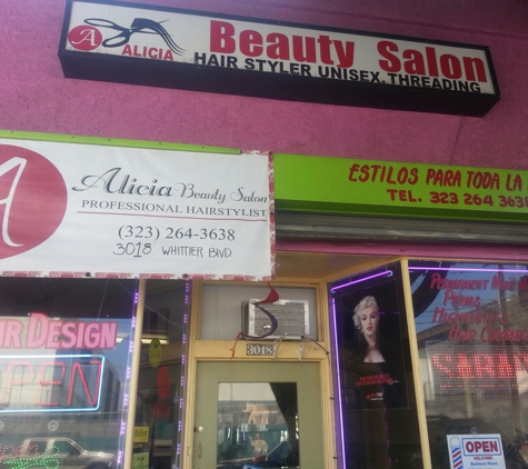 Rulisa Beauty Salon - Los Angeles, CA. Alicia  especialmente cortes para toda la familia.   color y cortes de cabello. Special hair cut and color...maquillaje permanente.