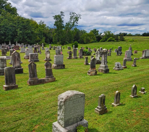 Two Taverns Cemetery - Gettysburg, PA