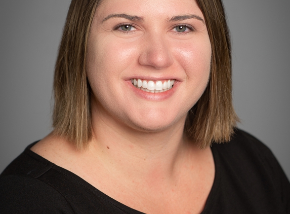 Lindsey Reno, APRN - Springfield, IL