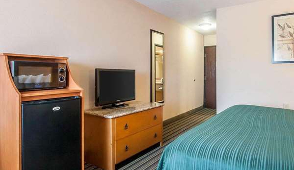 Quality Inn & Suites - Centerville, TN