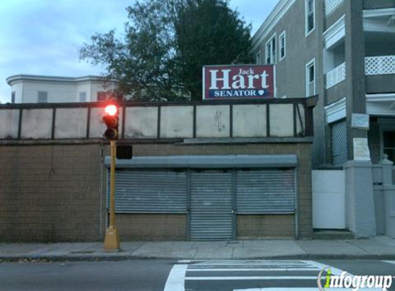 Harry's Auto Center - Dorchester Center, MA