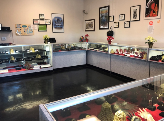 B G Loan & Jewelry - Bell Gardens, CA