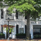 Houlihan Lawrence - New Canaan Real Estate