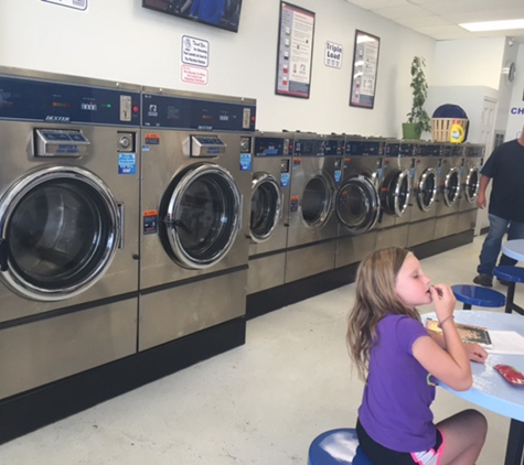 Smith's Coin Laundry - Burlington, IA