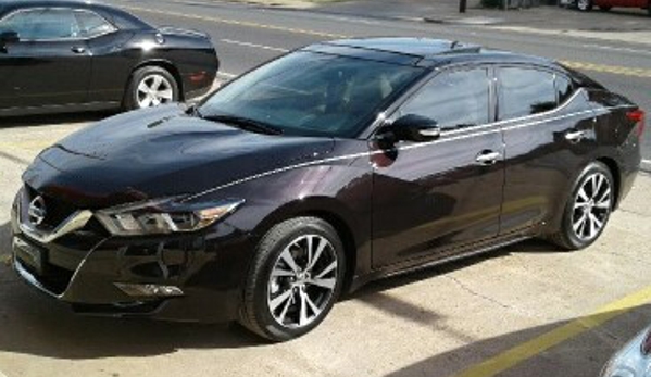 T & T Custom Trim - Shreveport, LA. Window Tint
Nissan Maxima