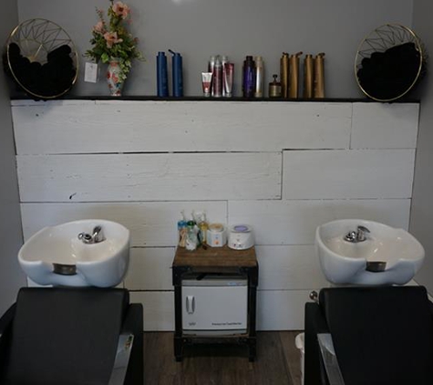 Elite Hair Studio - Effingham, IL