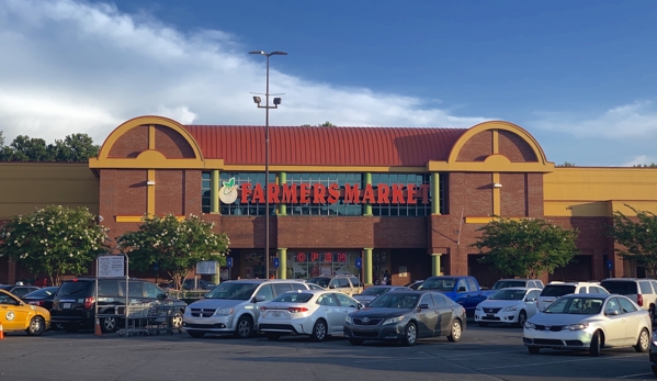 Way Taxi - Atlanta, GA. Farmers Market inside Northeast Plaza