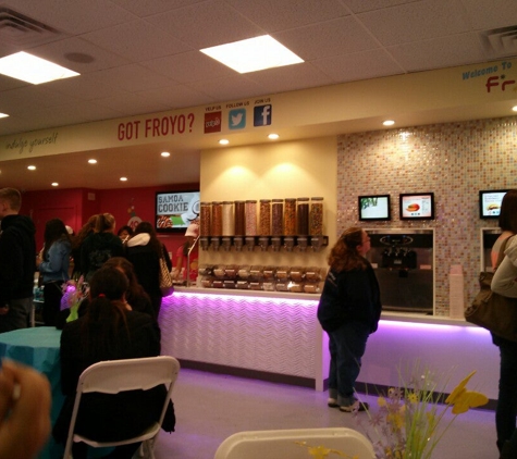 Froyo World - Wolcott, CT