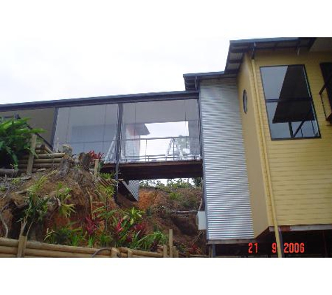 Col's Vinyl & Canvas Goods - Goondi Bend, QLD