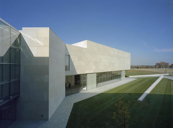 Nerman Museum of Contemporary Art - Shawnee Mission, KS