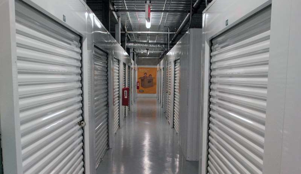 Extra Space Storage - West Palm Beach, FL