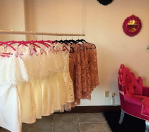 7 Lunas Boutique & Gifts - Laredo, TX