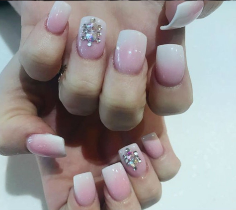 Sassy Nails Salon - Sevierville, TN