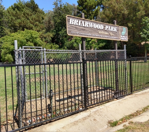 Briarwood Park - Los Angeles, CA. Entrance.