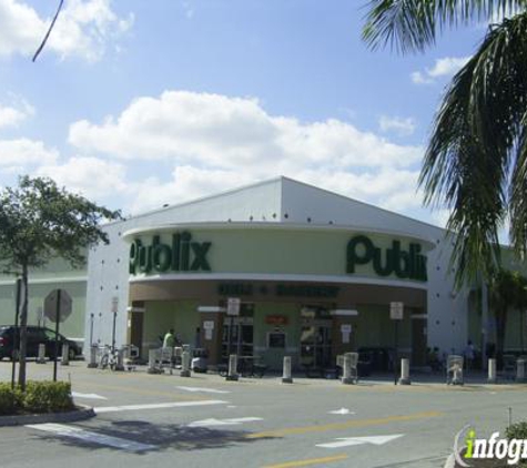 Publix Super Market at Five Points Plaza - Wilton Manors, FL