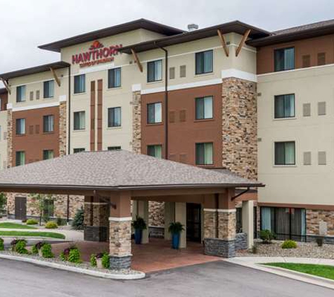 Hawthorn Suites by Wyndham - Triadelphia, WV