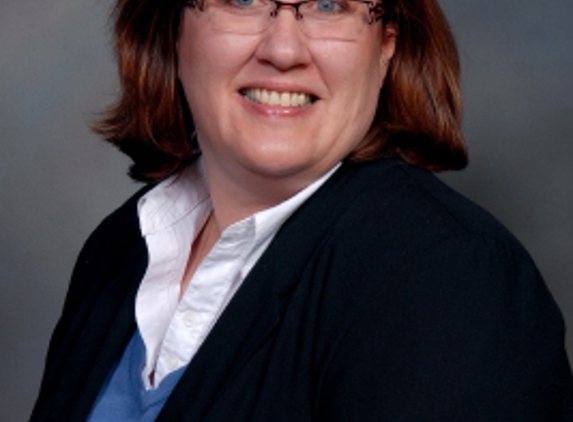 Yvonne Schoonover, APN - Rockford, IL