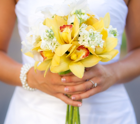 Simple Maui Wedding - Wailuku, HI