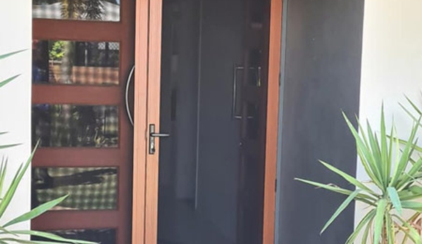 CQ Glass Screens & Tinting - Paget, QLD