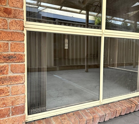 Canossa Glass Pty Ltd - Meadow Heights, VIC