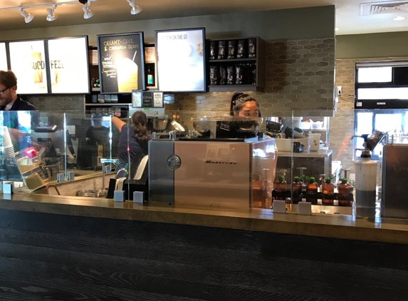 Starbucks Coffee - Woodland, CA