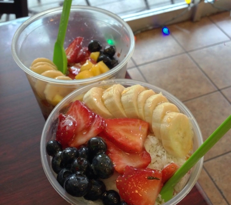 Banzai Bowls - Huntington Beach, CA