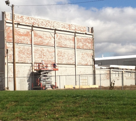 Knauss Property Services - Indianapolis, IN. Industrial Warehouse Wash and Tuckpoint.  Went back following year to apply waterproofing system.
Kokomo, In