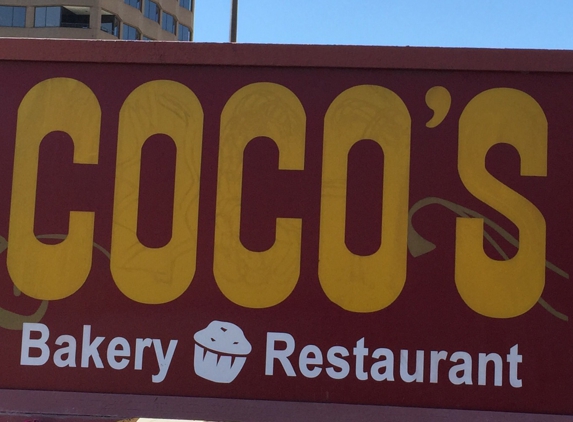 Coco's - Pasadena, CA