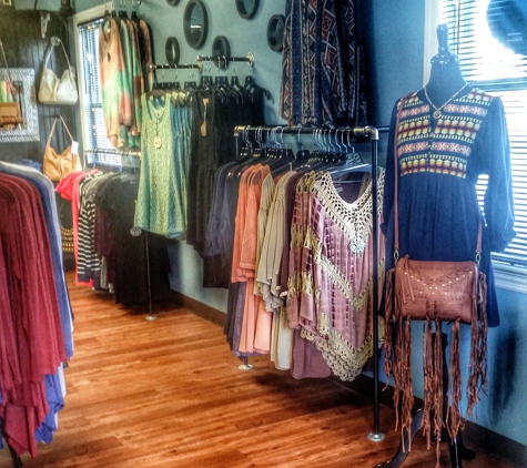 Boutique No 9 - Millersville, PA