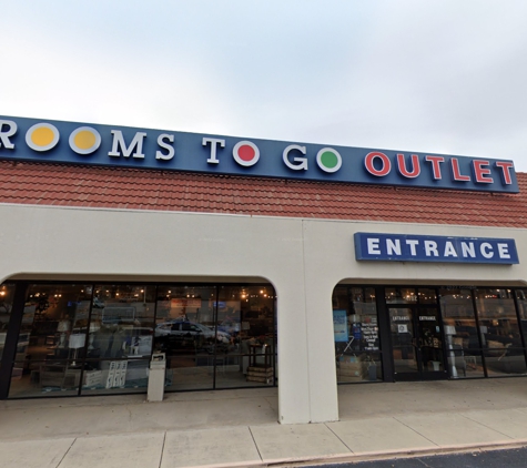 Rooms To Go Outlet - Fort Worth, TX