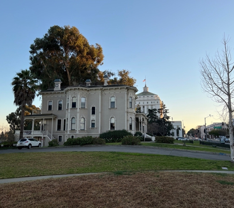 Camron-Stanford House